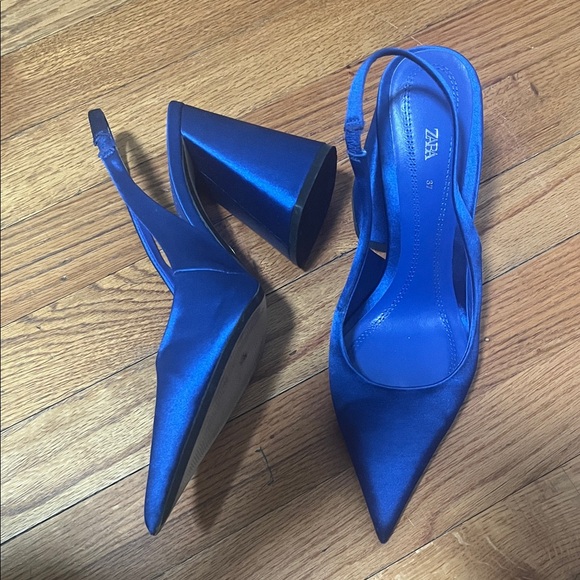 Zara Women's Vibrant Blue Pointed Heels - Picture 1 of 16